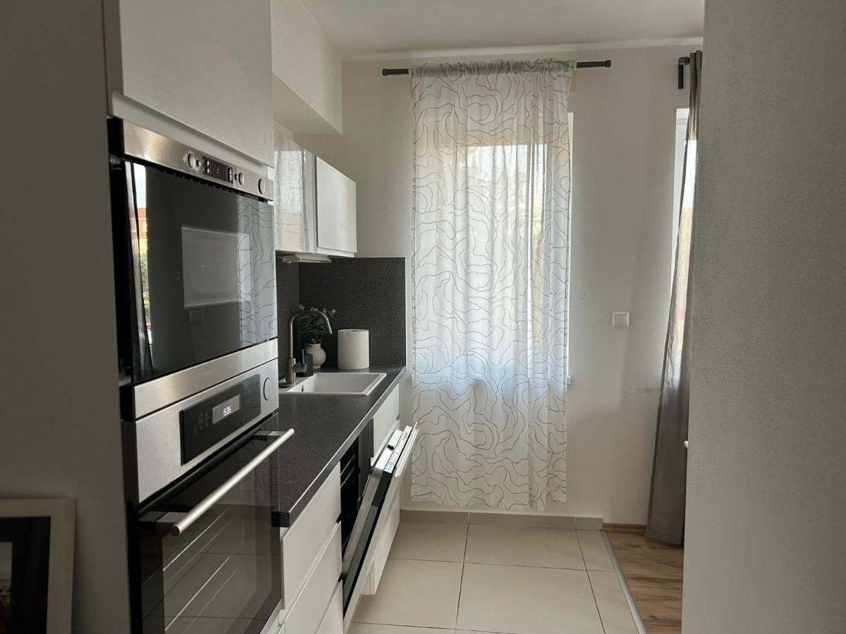 Apartman "Dunaj" Private Parking - Klimatizacia Šamorín 外观 照片